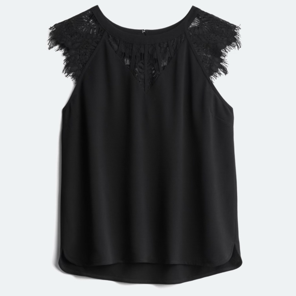 Brixon Ivy Jarred Lace Detail Cap-Sleeve Blouse
